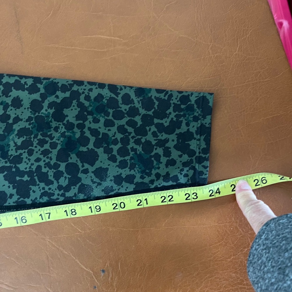Sage Collective Leopard Print Leggings Small Green Black High Rise - Picture 6 of 6